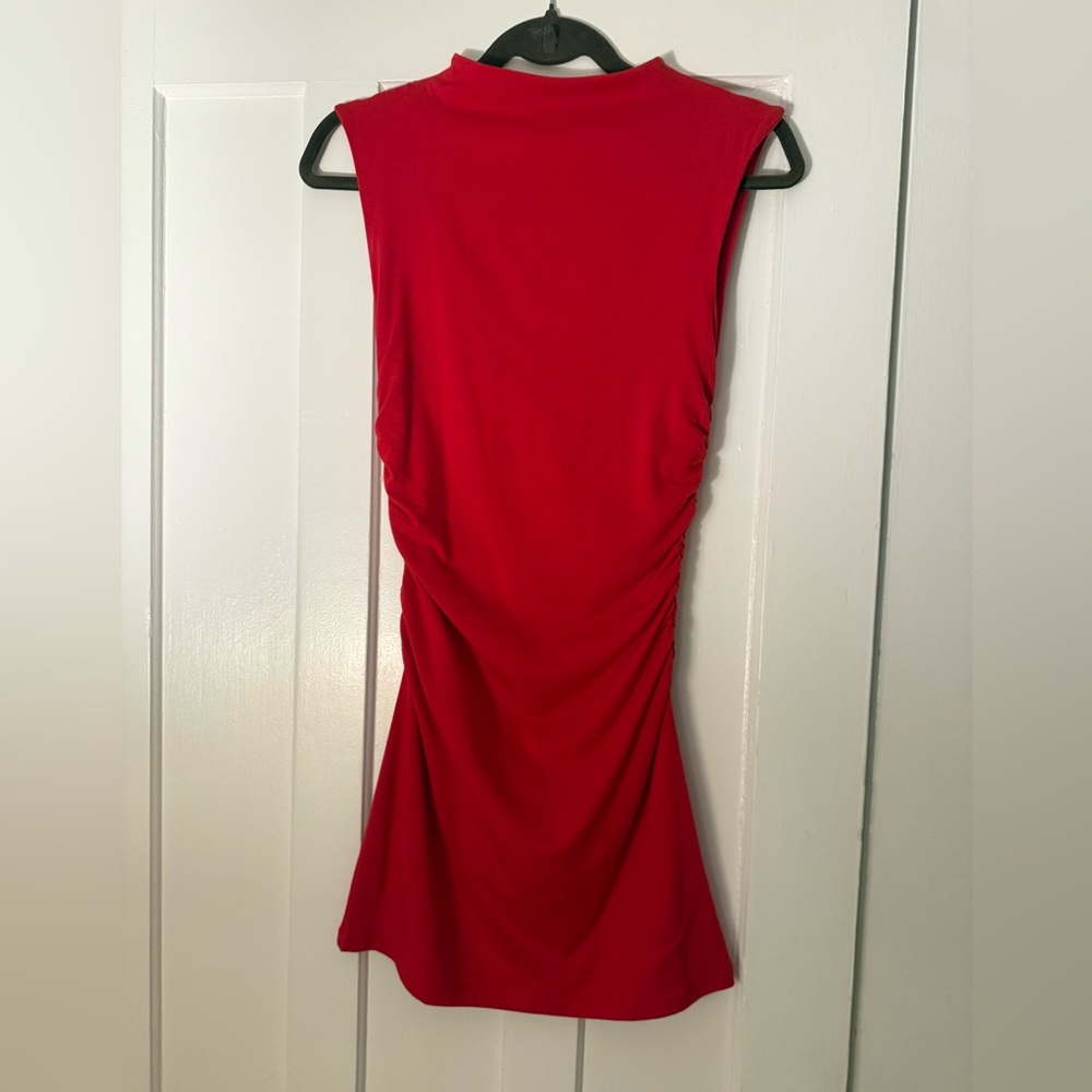 Red Sleeveless Body-con Mini Dress